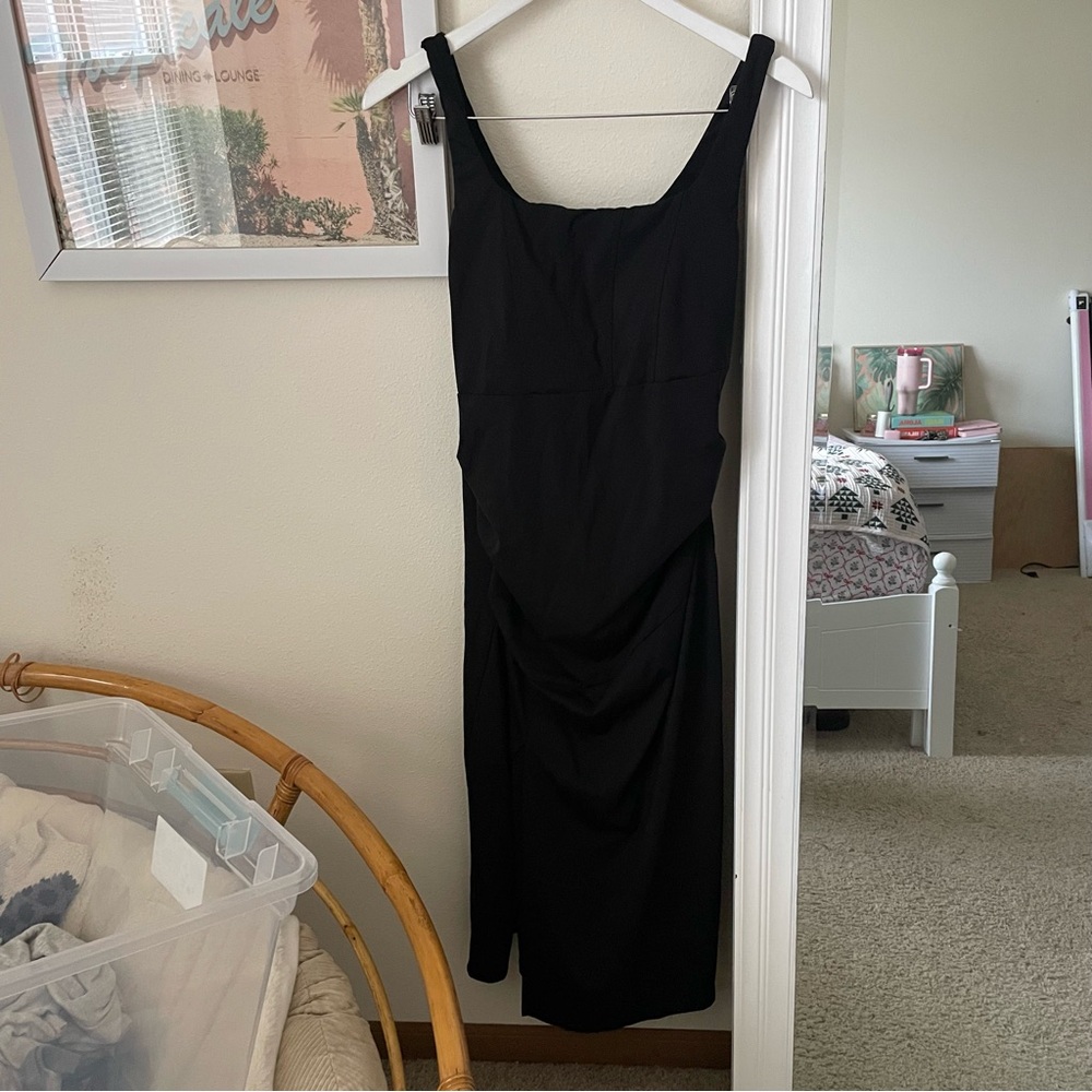 Halara Softlyzero Airy Square Neck Backless Corse… - image 3